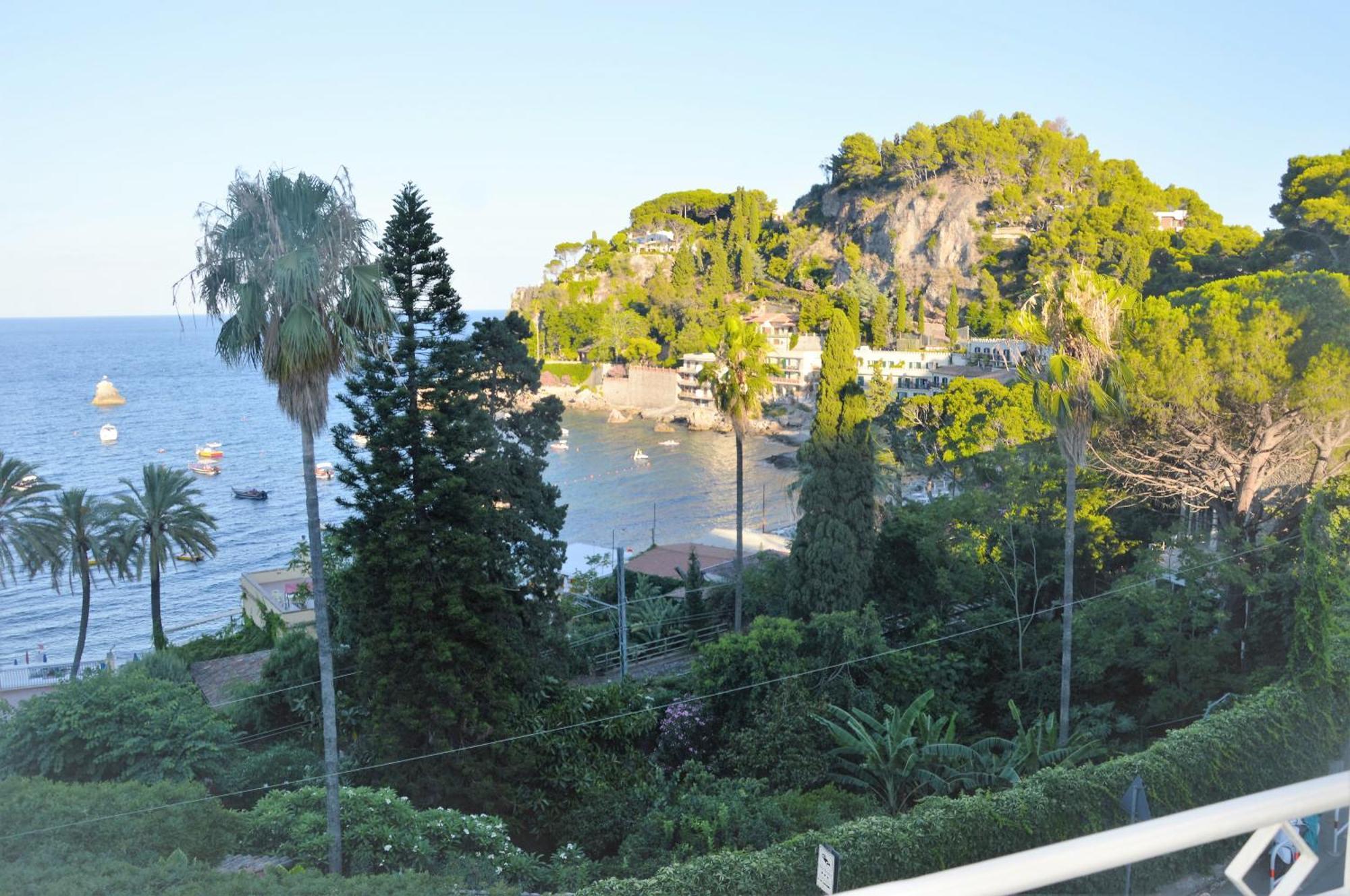 B&B A Due Passi Dal Mare Taormina Ngoại thất bức ảnh