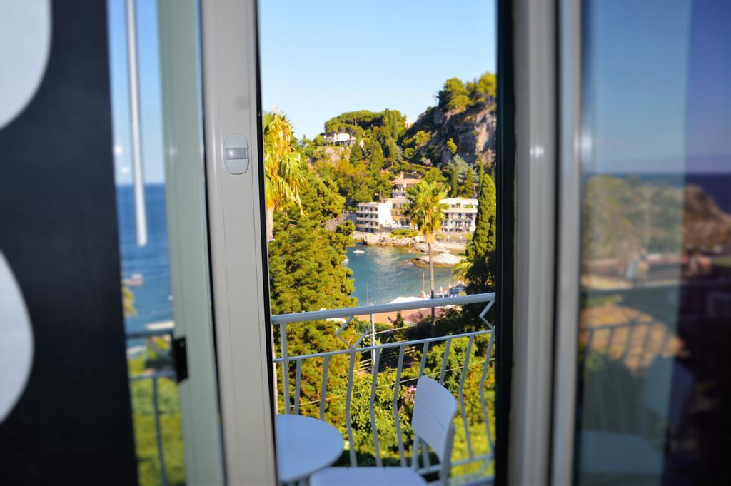B&B A Due Passi Dal Mare Taormina Ngoại thất bức ảnh